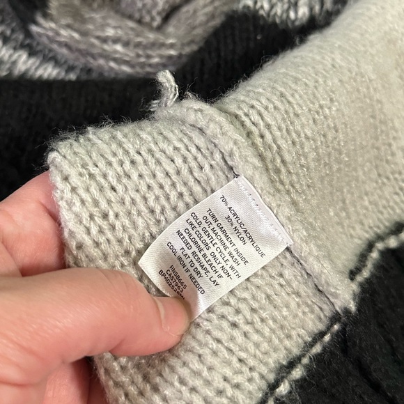 Nordstrom BP Black, Gray, White Stripped Long Sleeve Knit Open Cardigan (Size M) - Picture 7 of 7